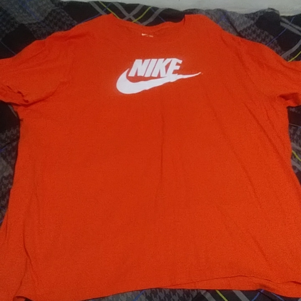nike shirt